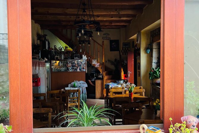 Gastronomy tour and wine tasting in traditional villages - Lunch at Lake Kournas: Cretan dishes, four wines, and sea-meets-lake views