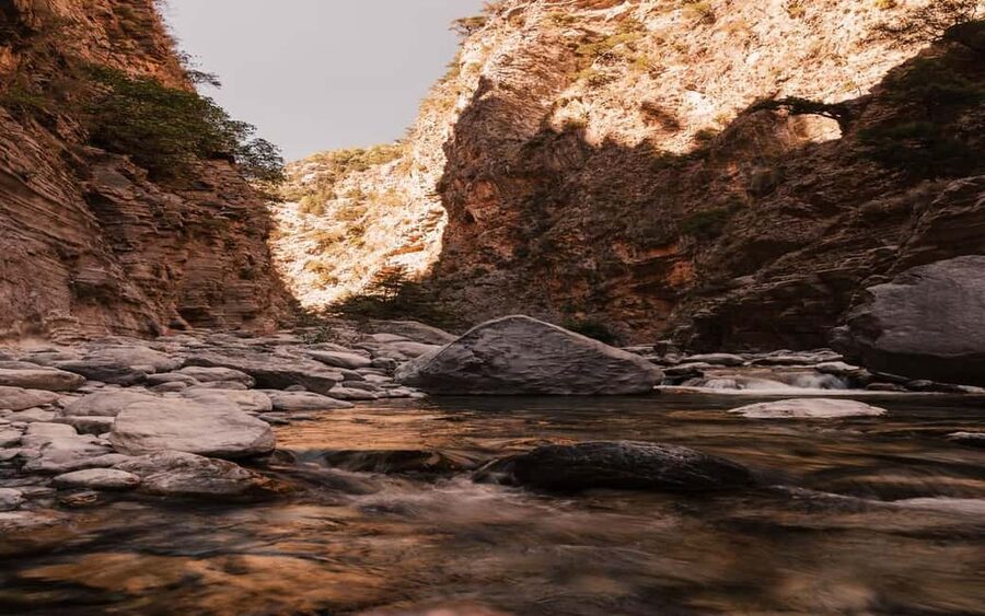 Georgioupolis /Petres: Samaria Gorge one Day Hike with Guide - Samaria Gorge for a one-day hit, without losing the meaning of the place