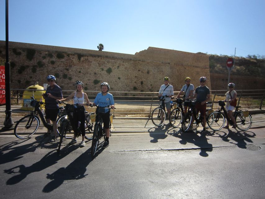 Good Morning Chania Bike Tour - Venetian harbor and Old Town: where the photos make sense