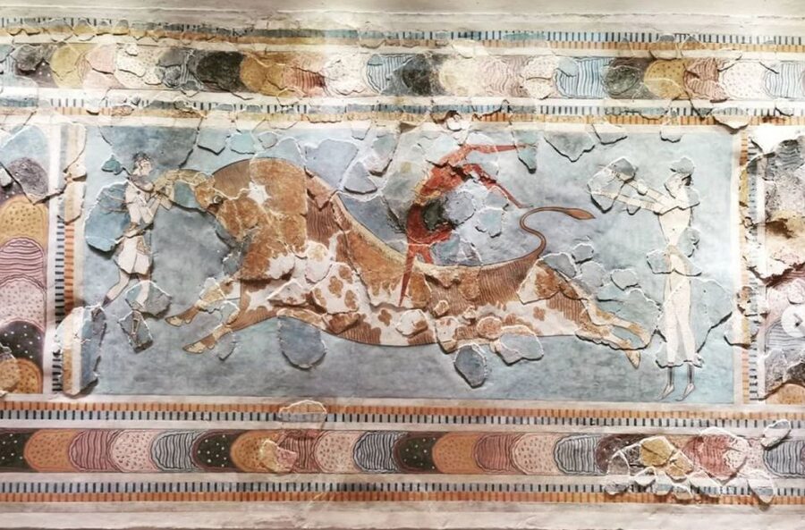 Heraklion Archaeological Museum Ticket & Audio Guide - From Your Email to the Museum Door in Heraklion