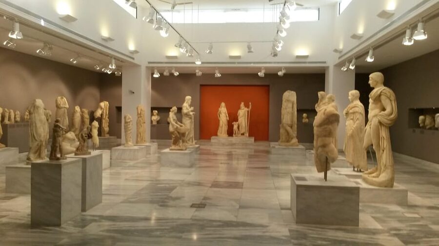 Heraklion: Archaeological Museum Ticket with City Audio Tour - Timed Admission at the Heraklion Archaeological Museum Entrance