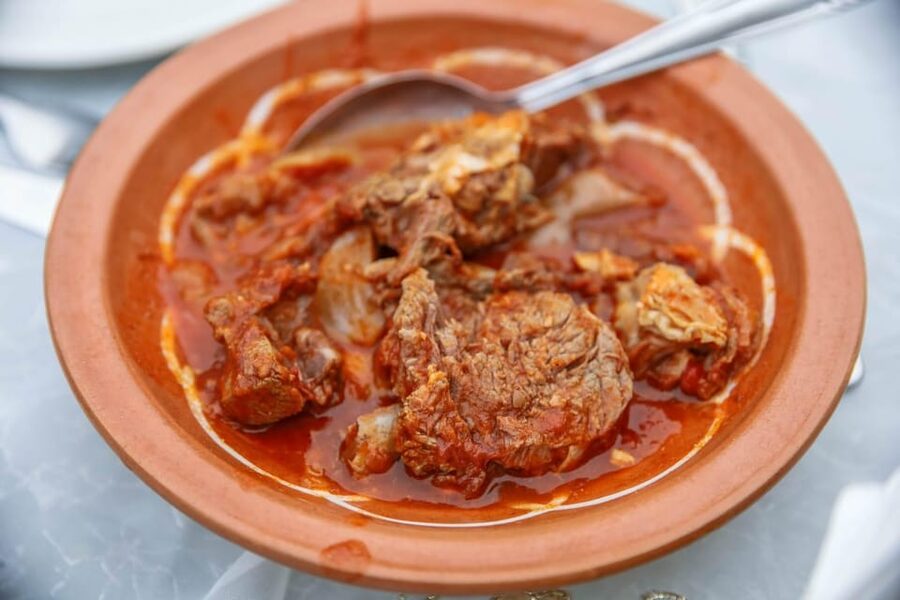 Heraklion City: Greek Food Tasting Walking Tour - Why a Heraklion Greek Food Tasting Walking Tour is such a smart use of time