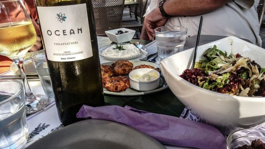 Heraklion: Cretan Wine Tasting Tour & Gourmet Lunch - Gourmet lunch with wine pairings: where the day slows down