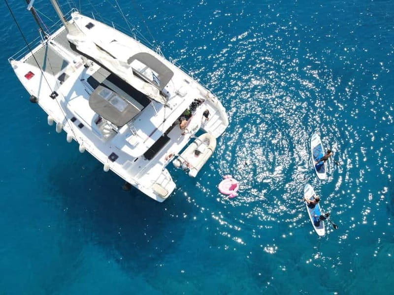 Heraklion: Dia Island Catamaran Cruise with Dinner and Wine - Boarding in Heraklion: what happens in that first 15 minutes