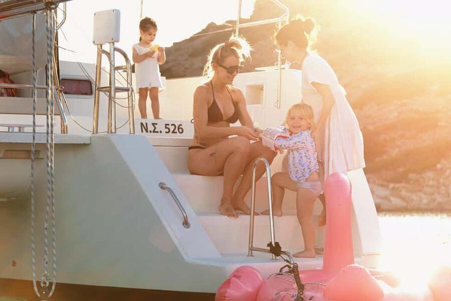 Heraklion: Dia Island Family-Friendly Catamaran Cruise - Dia Island: Where the Lagoon Time Really Counts