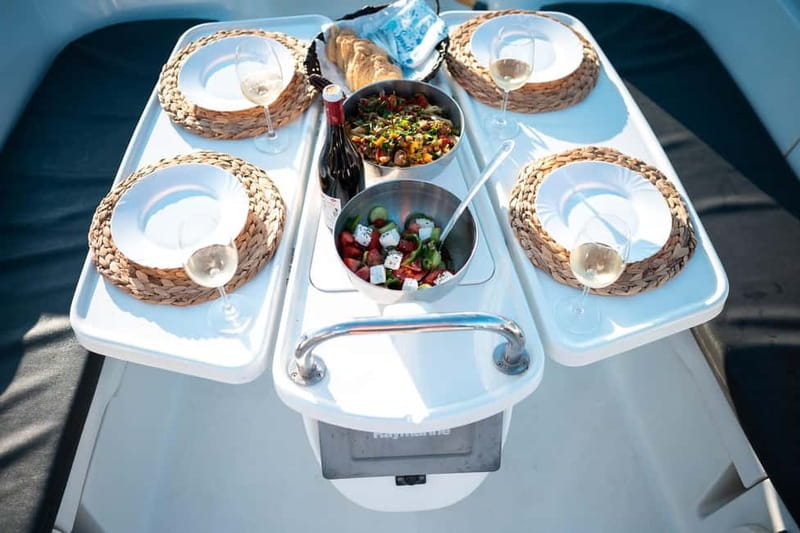 Heraklion: Dia Island Sunset Boat Tour with Dinner - Who should book this, and who should skip it