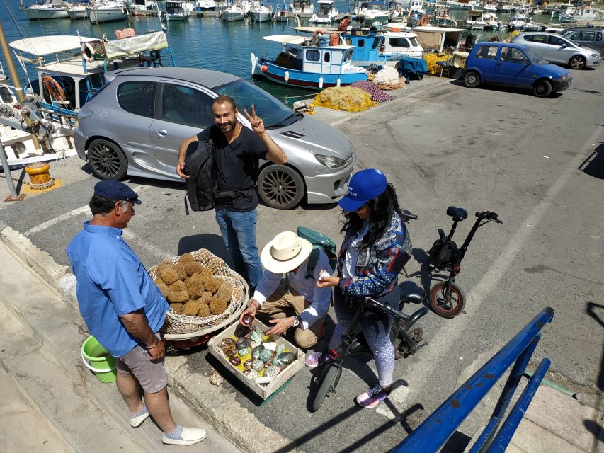 Heraklion: Ecobike Sightseeing Tour with Greek Meze - Central Market, Heraklion: seeing the city through its daily life
