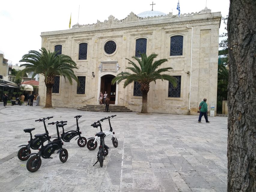 Heraklion: Ecobike Sightseeing Tour with Greek Meze - Agios Minas Cathedral and Lion landmarks: the sightseeing payoff phase