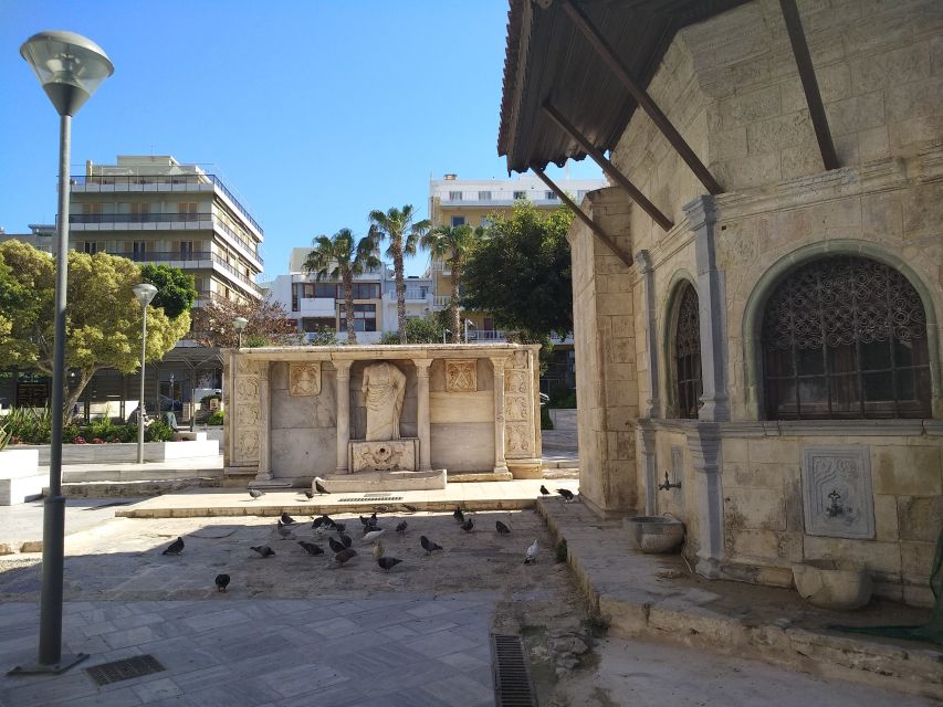 Heraklion: Ecobike Sightseeing Tour with Greek Meze - Karavolas to the Venetian Walls, a fast start on the old-city edge