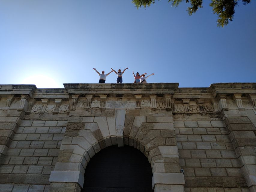 Heraklion: Ecobike Tour with Food tasting - Agios Minas Cathedral: the meal-heavy hour with wine, spirits, tapas, and dessert