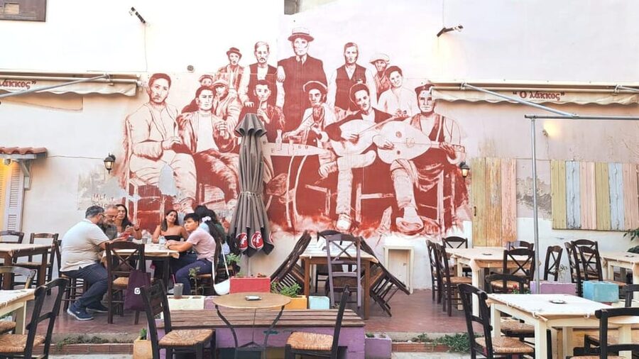 Heraklion: Family Zorba Treasure Hunt with Food Stop - What Zorba and Kazantzakis add to a city walk