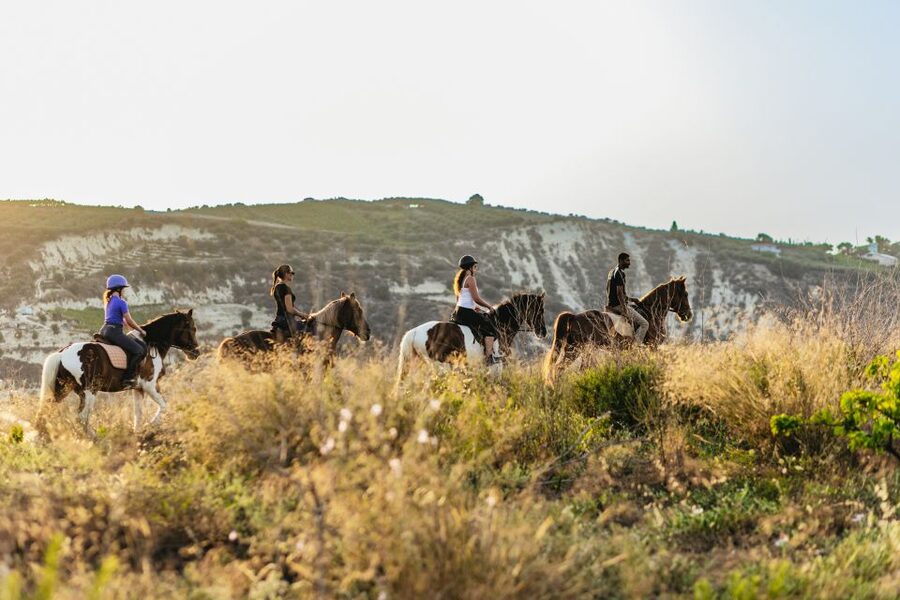 Heraklion: Horse Ride in the Cretan Mountains - Two hours in the Finikia Mountains: Giouhtas and Agios Silas views