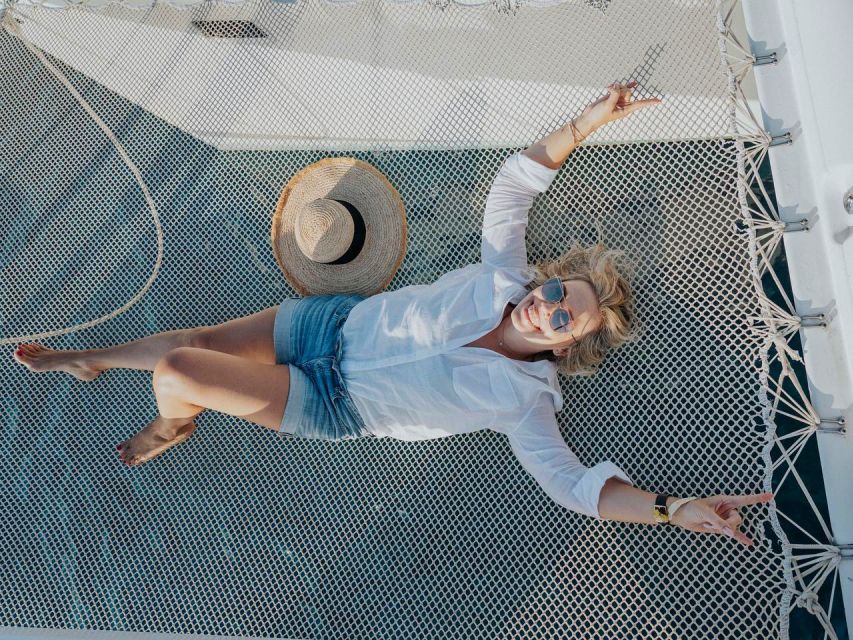 Heraklion: Luxury Catamaran Cruise to Dia Island with Lunch - Drinks, Wi-Fi, and music: the “good day at sea” atmosphere