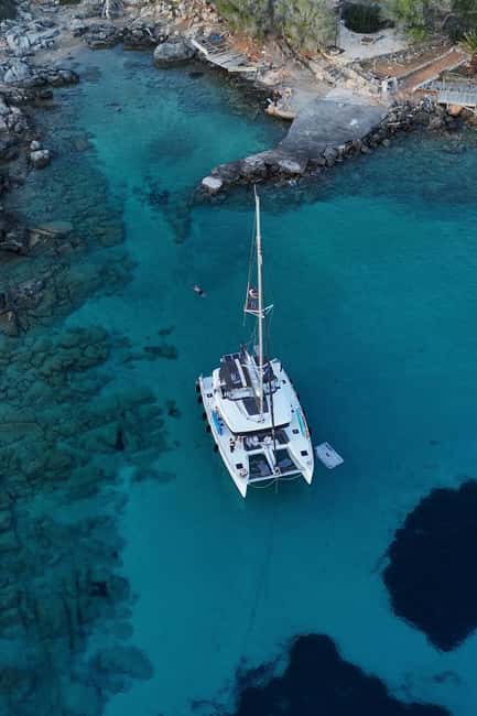 Heraklion Luxury Catamaran Dia Isla -Gourmet Lunch Top Rated - Why Dia Island on a Heraklion catamaran feels like a treat