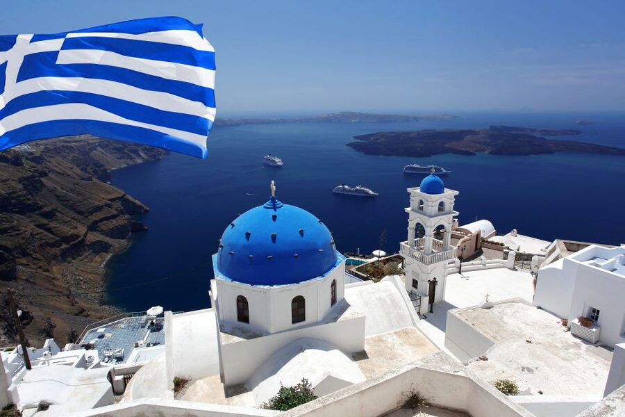 Heraklion or Ag Nikolaos: Oia & Fira Full-Day Santorini Trip - The bus guide makes the day land: why live commentary helps