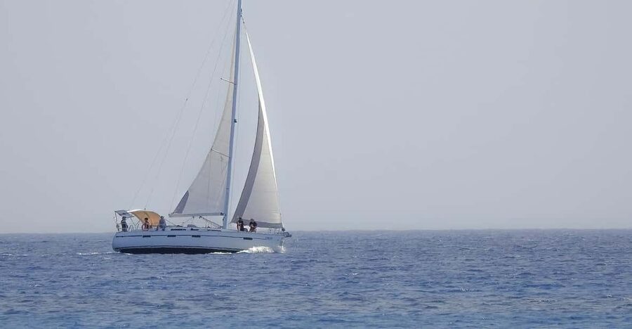 Heraklion: Sailing Cruise to Dia Island with Drinks and Meal - The Sailing Portion: Dolphins, Legends, and a Clean View of Crete