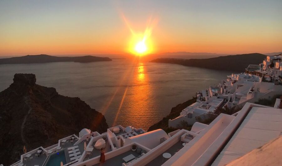 Heraklion: Santorini Day Trip with Boat Transfer & Oia Visit - Key things to know before you go