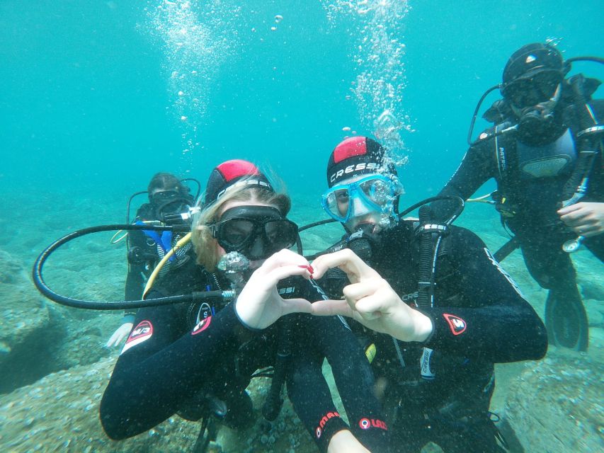 Heraklion: Scuba Diving Experience for Beginners _Beach - First Breath at Mononaftis Beach, Agia Pelagia