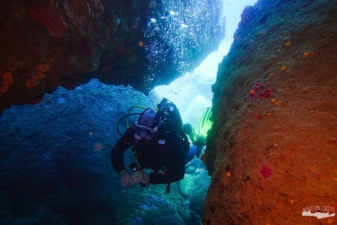 Heraklion: Scuba Diving Experience for First-Timers - Getting set up at the Eurodiving meeting point in Ligaria