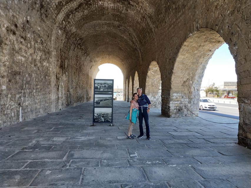 Heraklion: Sightseeing Tour with Greek Meze - Agios Minas Cathedral: architecture talk you can actually use