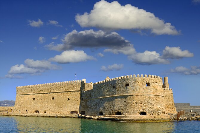 Hop-On Hop-Off Sightseeing Bus Tour in Heraklion - Audio guide, earphones, and the small issues to plan for