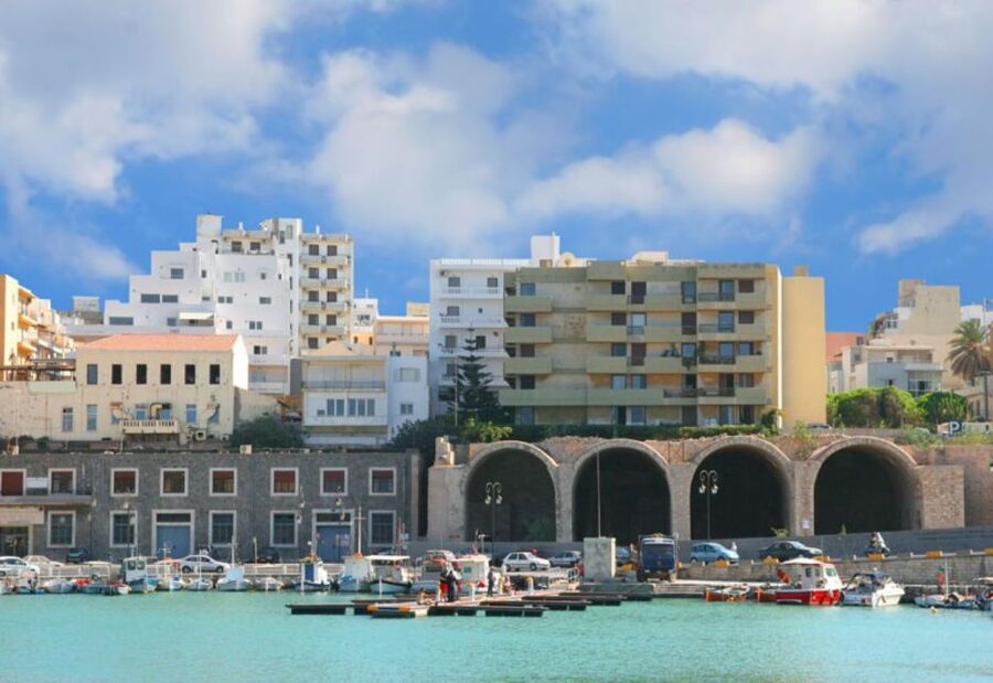 Ierapetra: Knossos Palace and Heraklion Guided City Tour - Entrance fees and lunch: what costs extra and how to budget