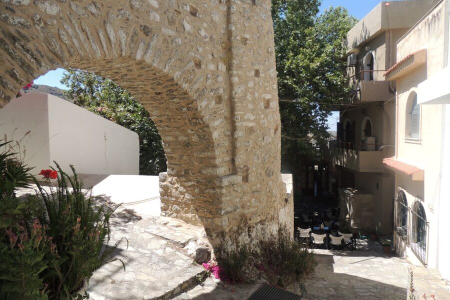 Jeep Safari tour Discover The Secrets Of The Southern Crete - Viannos village, museum time, and coffee under the plane tree