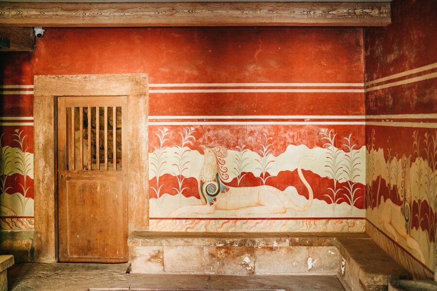 Knossos: Knossos Palace Skip-the-Line Guided Walking Tour - Hearing your guide: headsets, shade, and pacing