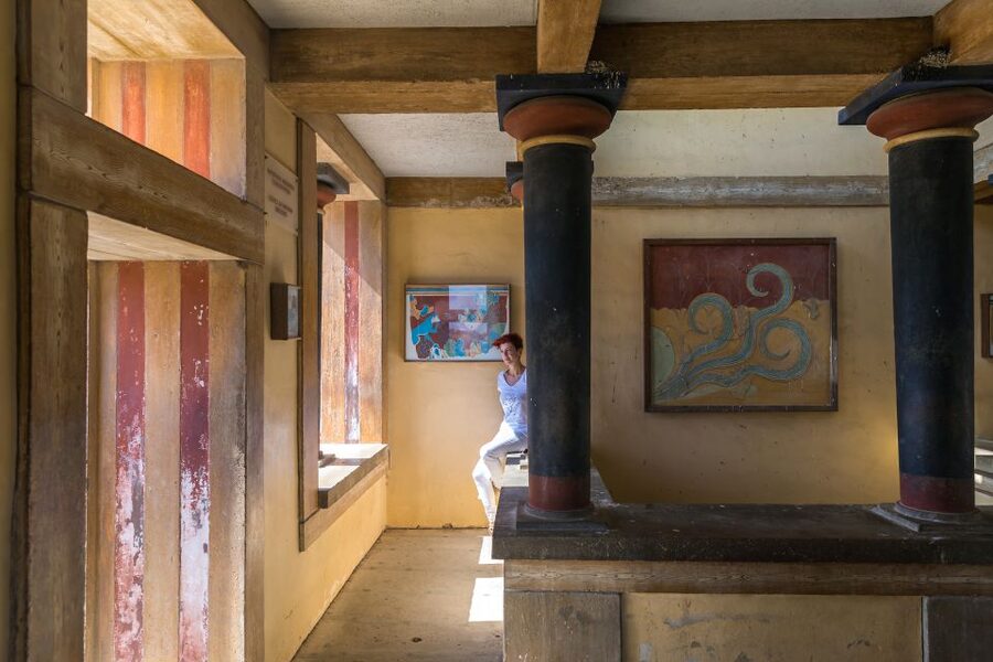 Knossos Palace Guided Walking Tour (Without Tickets) - Why Knossos needs a guide, even when you think you know it