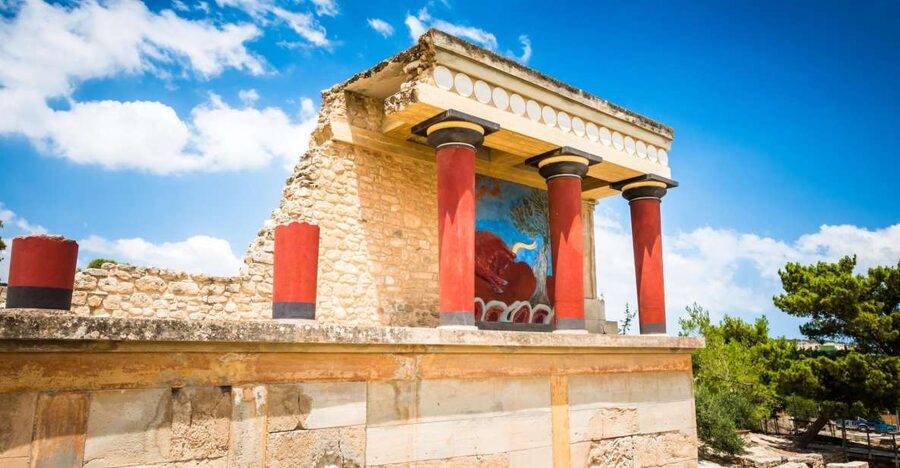 Knossos Palace & Heraklion Full-Day Tour from Rethymno Areas - Knossos Palace in about two hours, the myths plus the reality