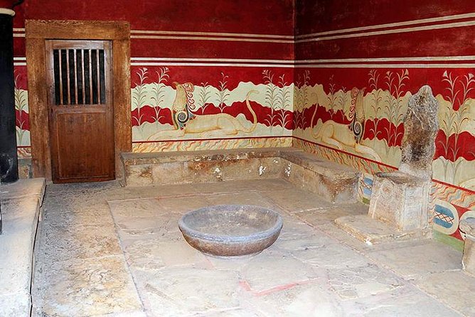 Knossos Palace Skip-the-Line Ticket (Shared Tour Group) - The guide experience: listening tools, group size, and names you might recognize