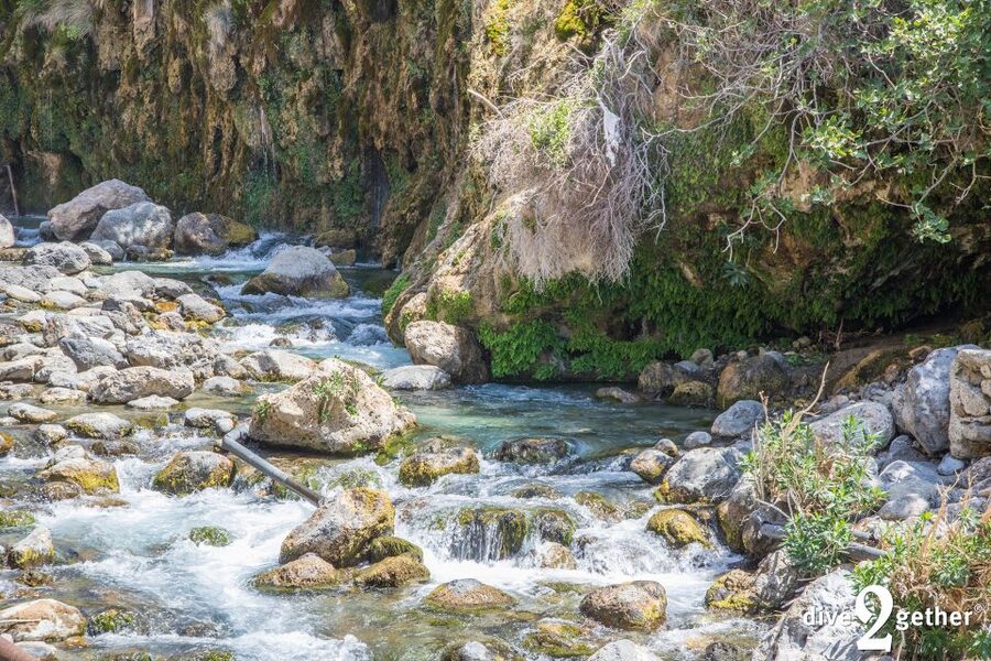 Kourtaliotiko Gorge: Snorkel Trip to the Waterfalls - Warm-up breaks: fruit, sun, and getting your breath back