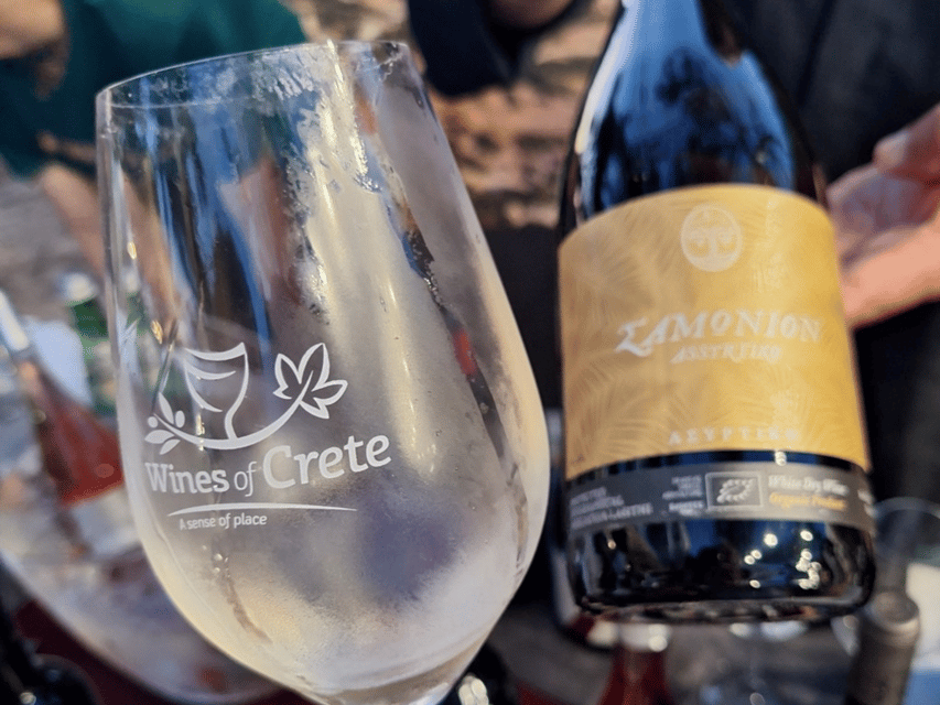 La Canée : dégustation de vins en français - Who this suits best, and who should think twice