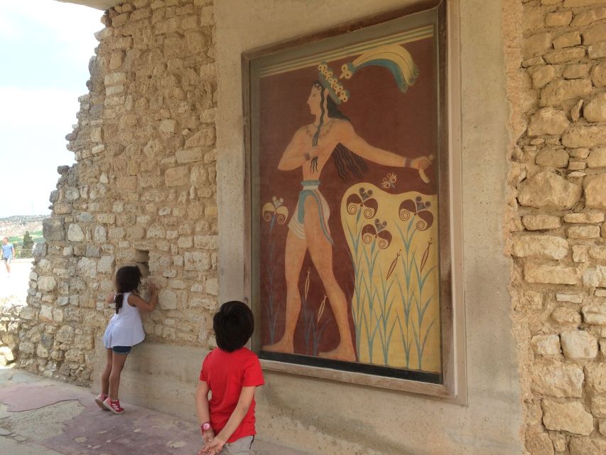 Minoan Path: Knossos Palace, Winery Visit, Lunch at Archanes - Archanes lunch: a mountain village tavern meal built from local plates