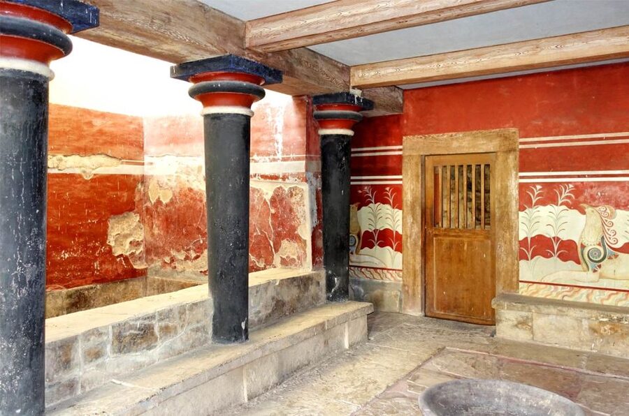 Minoan Path: Knossos Palace, Winery Visit, Lunch at Archanes - How the day flows: pickup, private comfort, and the timing that keeps you relaxed