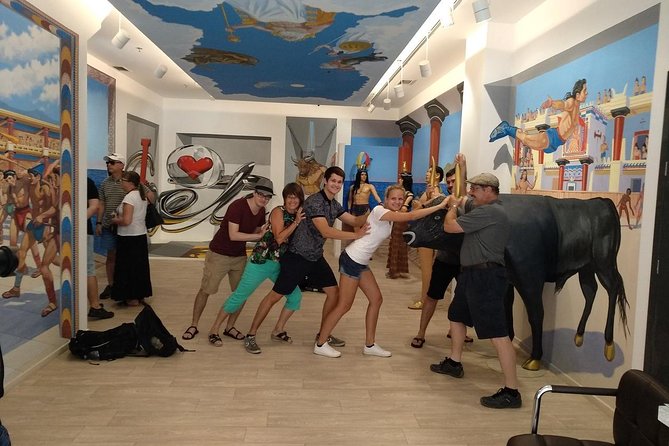 Minoans World 3D Museum & 9D Cinema - Inside the 9D cinema: a short show with multiple segments
