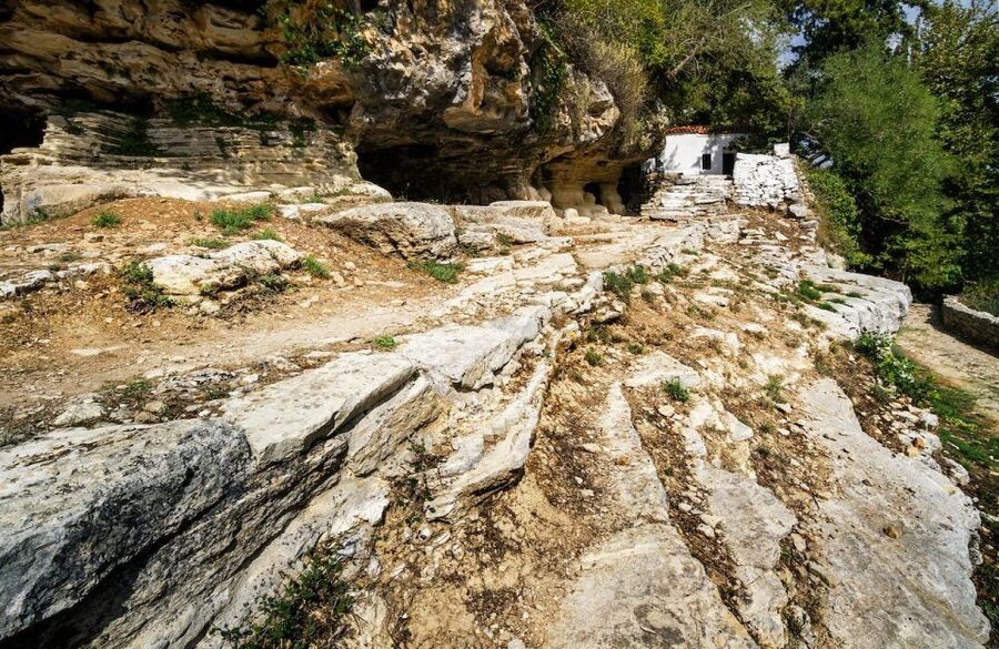 Off-Road: Waterfall, Lake Kournas, Gorges, Preveli Palms - A real Cretan lunch stop, with a clear cost
