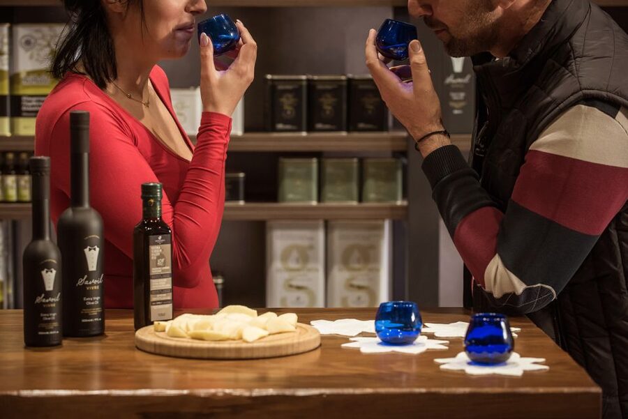 Olive Oil Food Pairing in Crete - Who This Olive Oil Experience Is For (and Who Might Skip It)