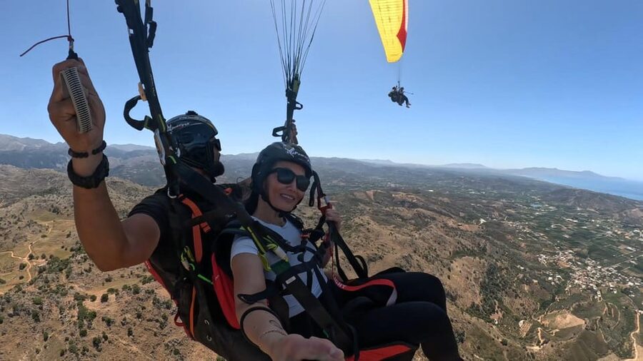 Paragliding in Chania - Paratriking over Chania: why this feels easier than “classic” paragliding