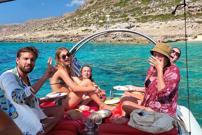 Private Boat Trip Kissamos Balos (price per group - up to 10 people) - The skipper is the difference-maker on this kind of day
