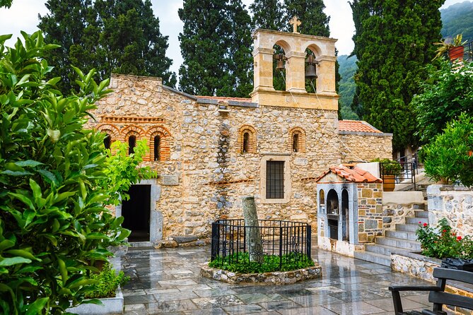 Private Full-Day Knossos-Lasithi Plateau-Cave of Zeus from Elouda - Price and logistics: is $780.91 per group worth it?