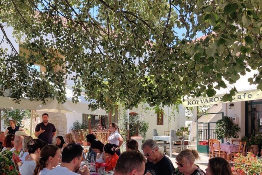 Private tasting of 6 cretan wines in Fres village - Fres village square, not a showroom