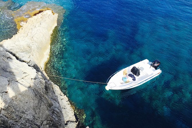 RENT A BOAT 5,5m - 30hp LICENSE FREE Chora Sfakion, Sfakia - Price and value: what $262.43 per group really covers