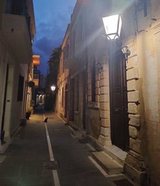 Rethymno:Evening tasting tour - Why Rethymno’s Old Town at Night Works So Well