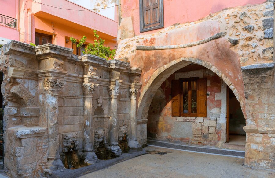 Rethymno Old Town: A Traditional Cretan Food Tour - Wine and six flavors around Iroon Politechniou Square