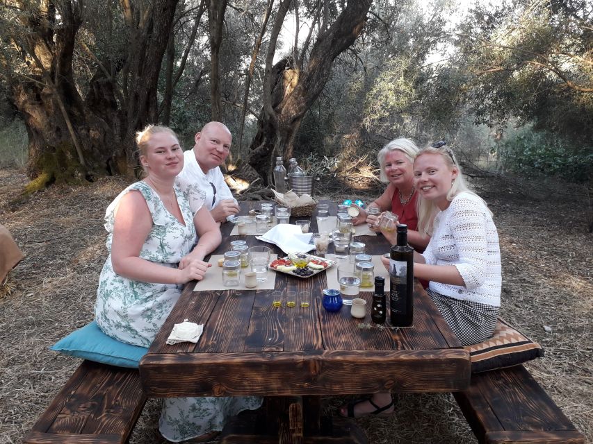 Rethymno: Olive Oil Tasting with Cretan Food Pairing - The 3-Hour Timing and Small Group Advantage