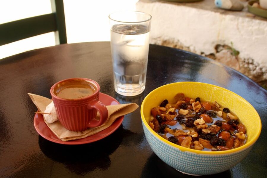 Rethymno: Private Old Town Highlights Tour with Street Food - How the tastings are set up, and why coming hungry helps