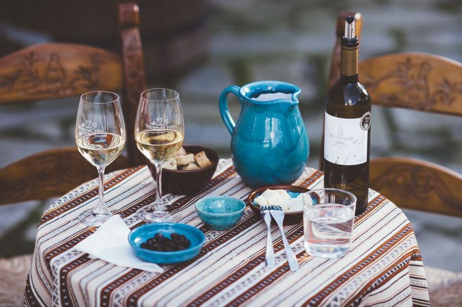 Rethymno: Private Winery & Olive Oil Tasting Tour with Lunch - Limoncello or raki at the end: choose your finish