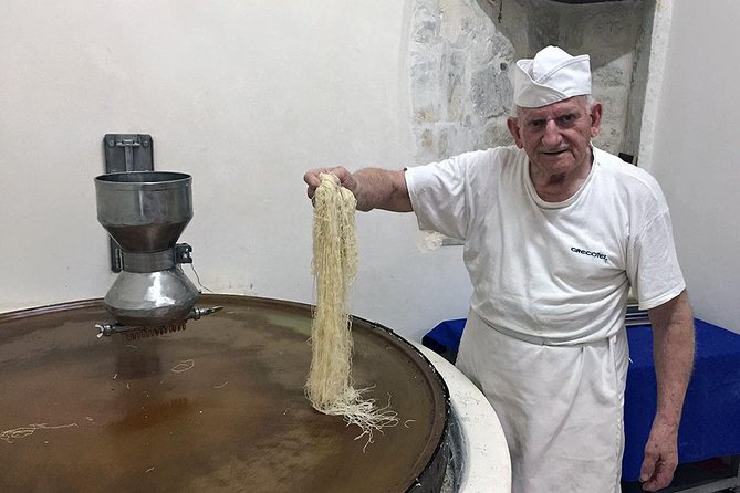 Rethymno Walking & Gastronomy Tour - Guide personality matters, and this tour leans human
