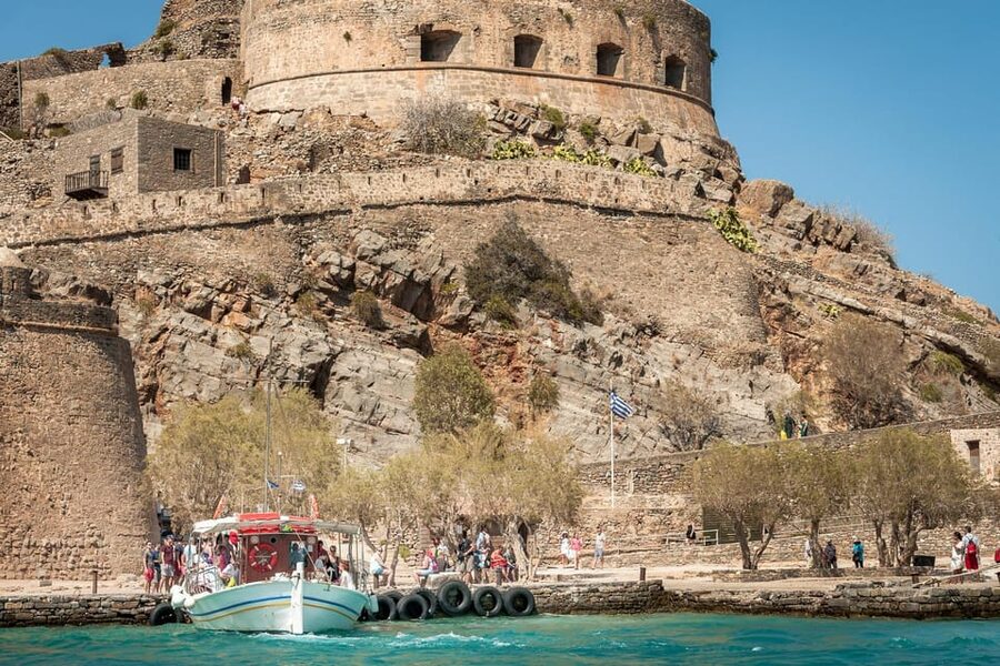 Rethymnon:Day Trip to Spinalonga, Agios Nikolaos and Elounda - Spinalonga by ferry: fortress island and the leper colony story